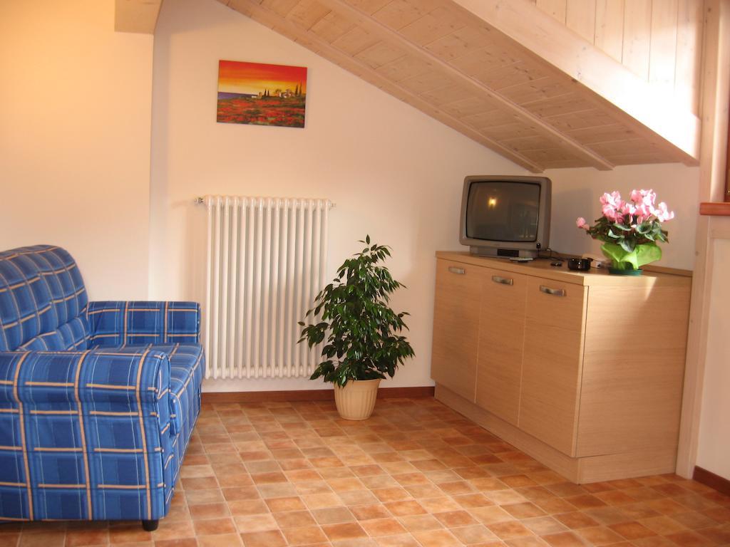 Casa Rondine Apartment Молвена Екстериор снимка